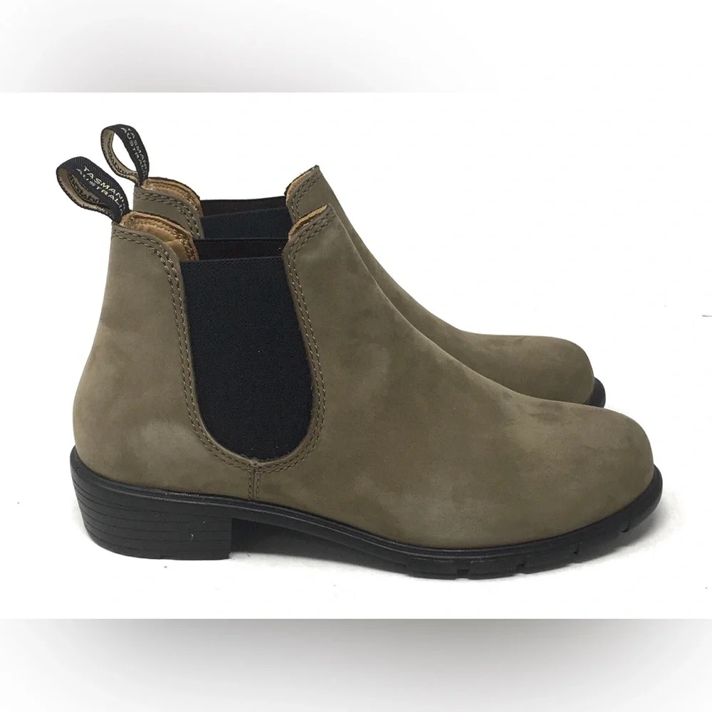 Blundstone 1974 Ankle Suede Leather Stone Nubuck Heeled Chelsea Boots US 7 - Picture 4 of 16